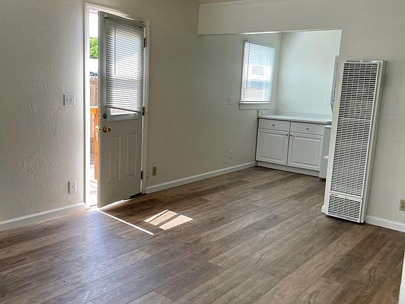 4th image of 5833 Mandarin Dr #5833