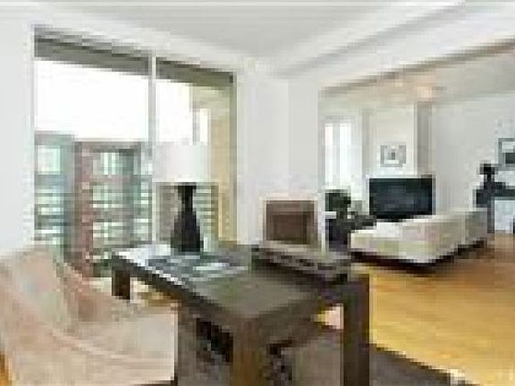 3rd image of 1635 California St APT 73
