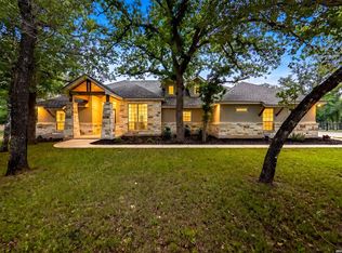156 Crescent Ridge, Adkins, TX 78101