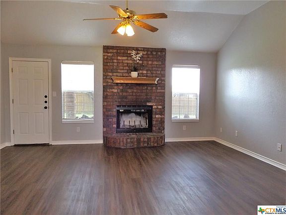 4th image of 4407 Hitchrock Dr