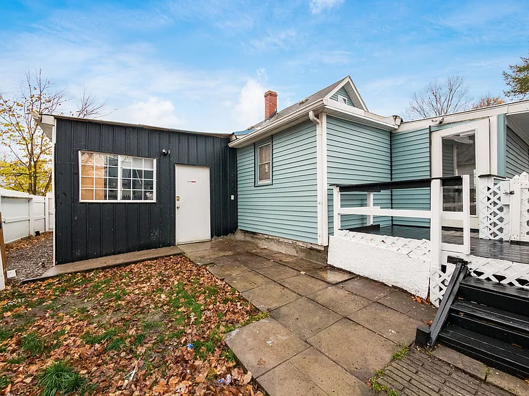 501 Oak St — Photo 21