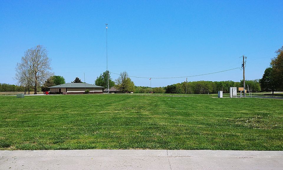 1st image of 19725 Mockingbird Ln