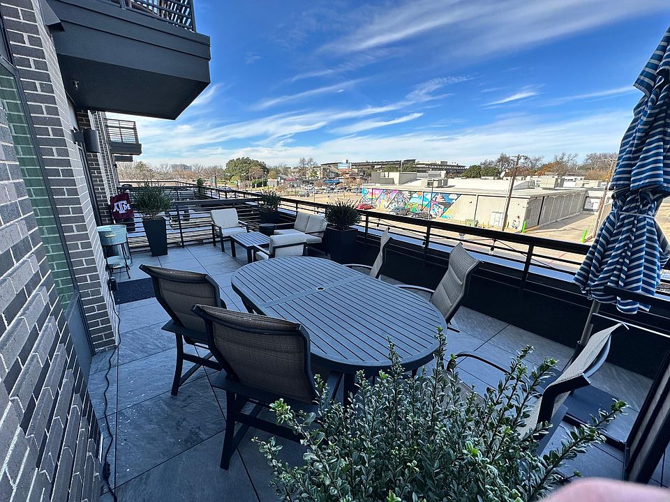 1st image of 5740 Richmond Ave #415