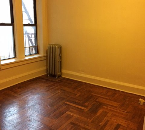 3rd image of 305 Martense St APT 3C