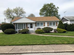 300 Queens Ln, Thornton, IL 60476