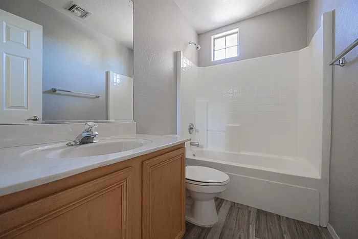 7312 E Mills St — Photo 17