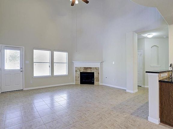 4th image of 24406 Mizzen Ct