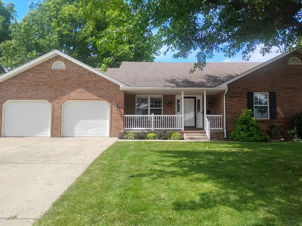 214 Michael Pl, Jerseyville, IL 62052