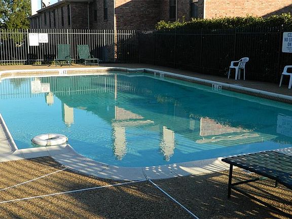 5th image of 3500 E Park Blvd APT 101