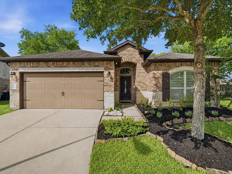 3831 Daintree Park Dr — Photo 1