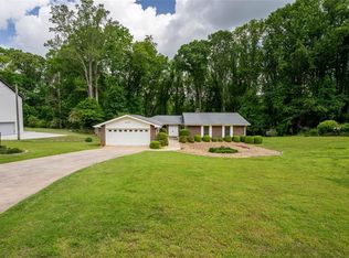 4216 Walnut Cir, Flowery Branch, GA 30542
