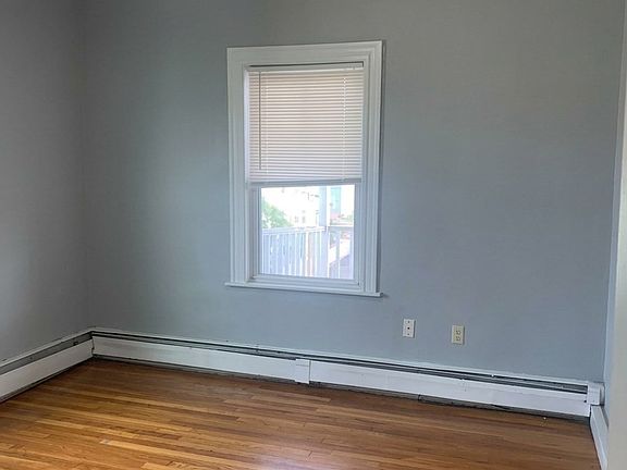 3rd image of 24 Arbutus St APT 5