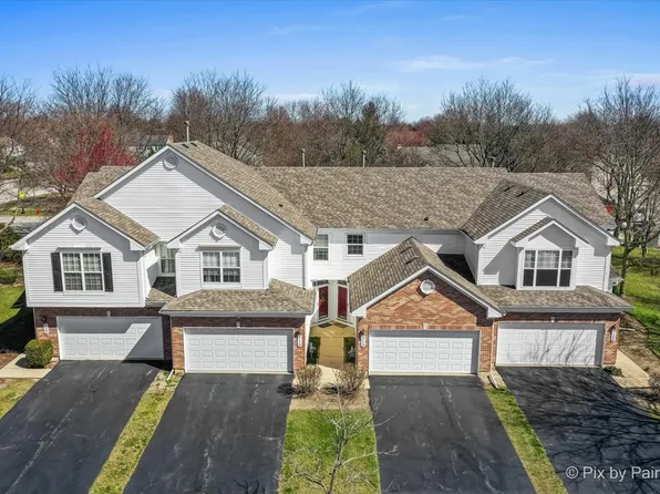 710 Riding Ln, Saint Charles, IL 60174