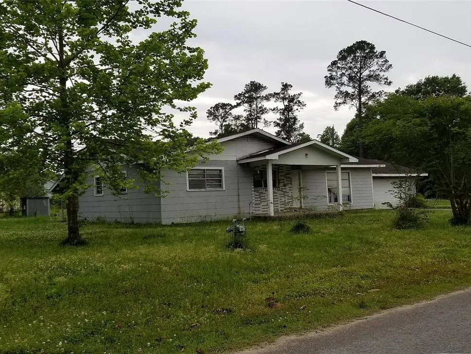 4 bed, 1554 sqft, $4,600 — Photo 1