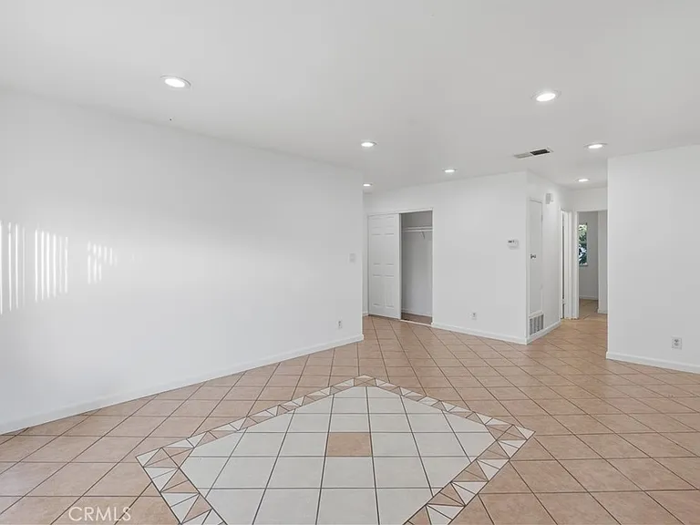 1250 S Brookhurst St #2058 — Photo 7