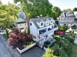 24 Orchard St, Quincy, MA 02171