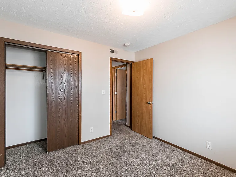 4225 N 60th St #5 — Photo 12