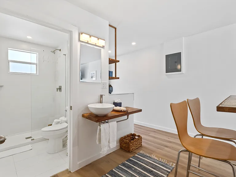 1392 Henderson Creek Dr #2 — Photo 5