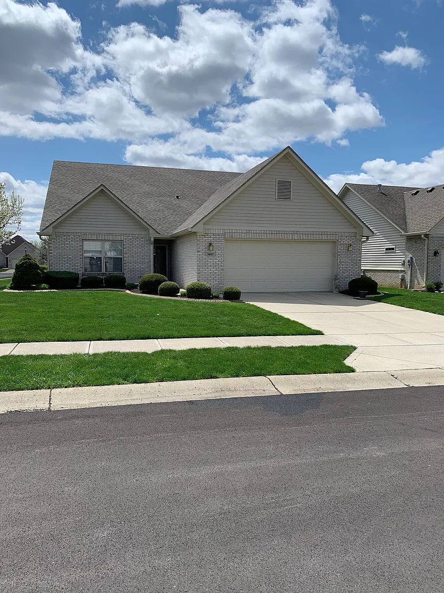 1697 Grindstone Way photo 1