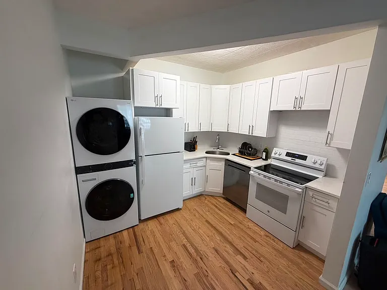 206 Wilson Ave #1 — Photo 2