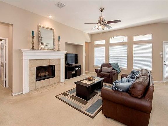 4th image of 1566 Bradford Trace Dr