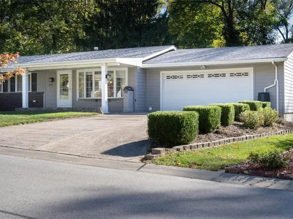 110 Westridge Dr, Collinsville, IL 62234