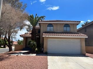 8801 Beach Front Dr, Las Vegas, NV 89117