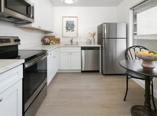 2945 McClure St #102, Oakland, CA 94609