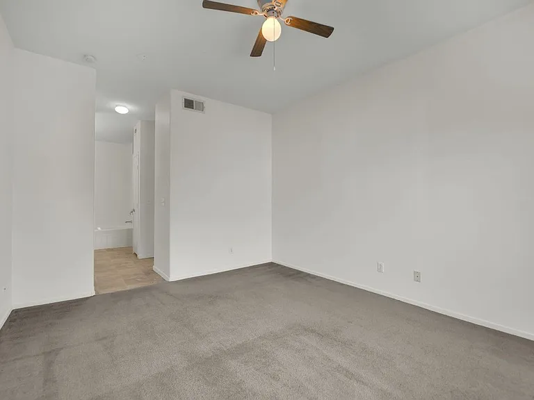 5655 E Sahara Ave #2026 — Photo 11