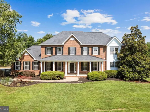 11555 Mica Pl, Lovettsville, VA 20180