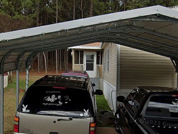2nd image of 430 Greenview Cir