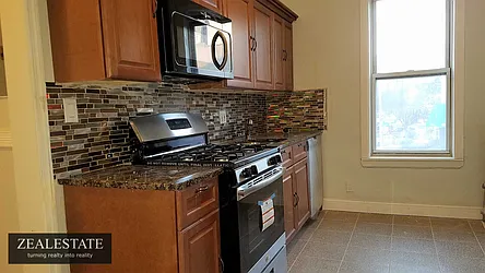 Rented by ZealEstate Group Inc