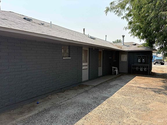 4th image of 411 NW 1st St