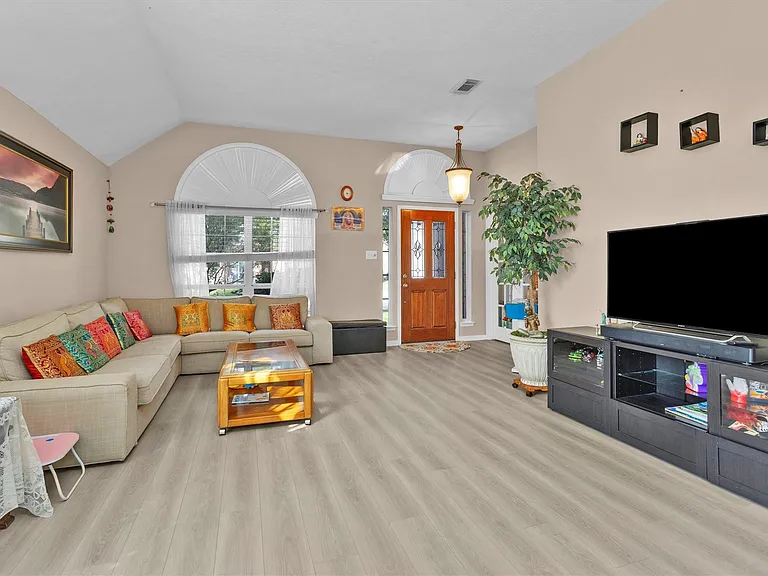 30015 Marion Meadow Ln — Photo 7