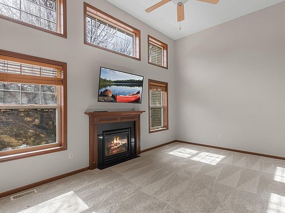 5th image of 3165 Frontier Dr