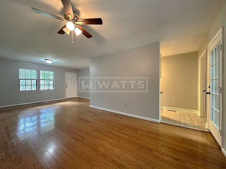 3803 Crosby Dr — Photo 8