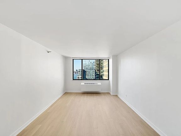3rd image of 75 W End Ave APT C7b