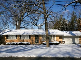 1930 Elmore Ave, Downers Grove, IL 60515