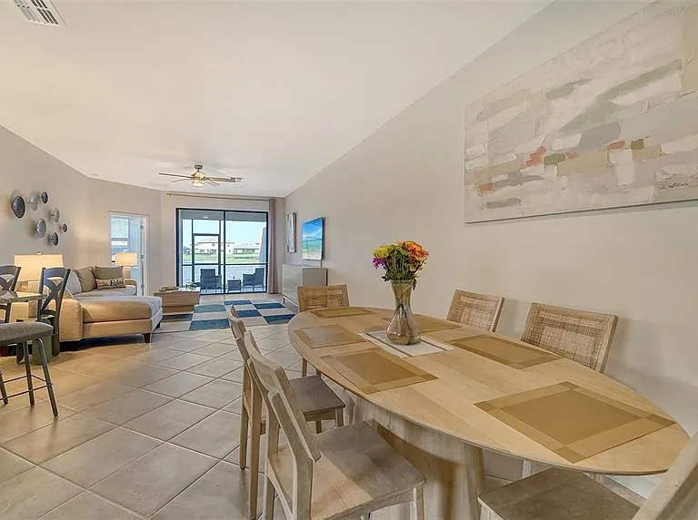 15721 Sunny Day Dr — Photo 6