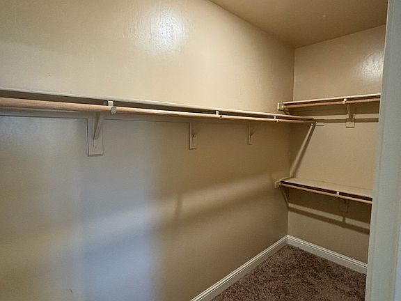 3rd image of 9227 Oak Garden Ln