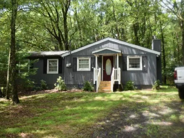 687 Dotters Corner Rd, Kunkletown, PA 18058