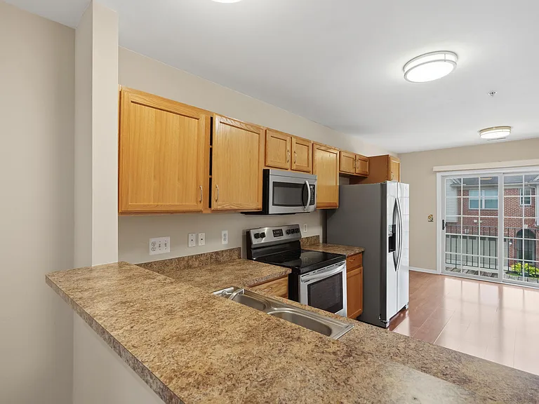 39475 Springwater Dr — Photo 15
