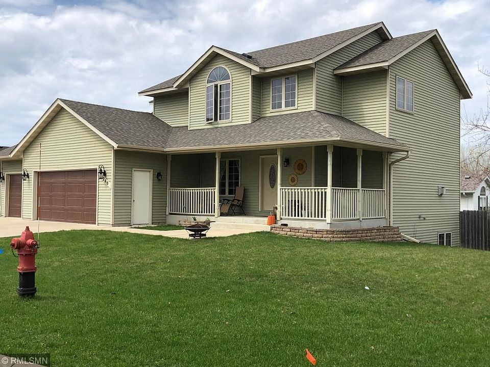 1246 Bellflower Ln
