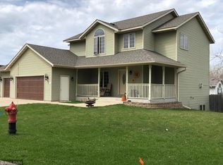 1246 Bellflower Ln NE, Owatonna, MN 55060
