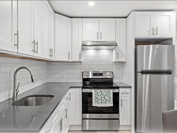 5th image of 27 Mather St