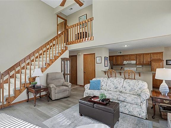5th image of 7204 W 155th St
