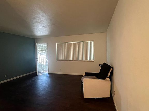 3rd image of 4045 N Millbrook Ave