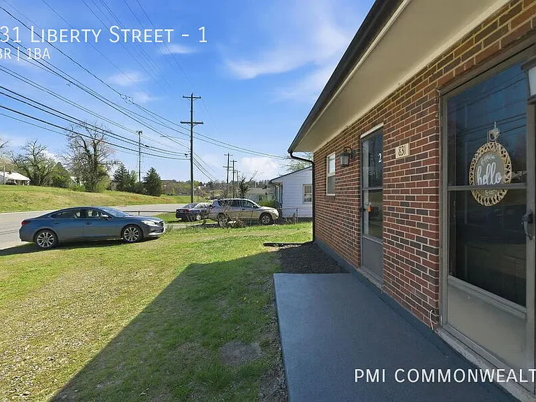 831 Liberty St #1 — Photo 2