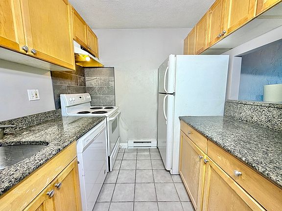 4th image of 880 Broadway APT 5