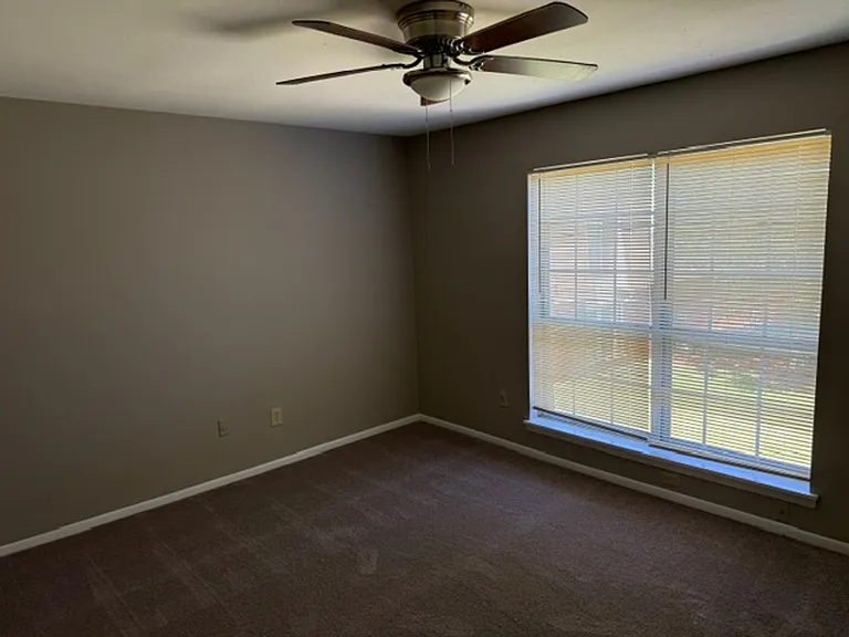 900 Mountain Creek Rd #O210 — Photo 6